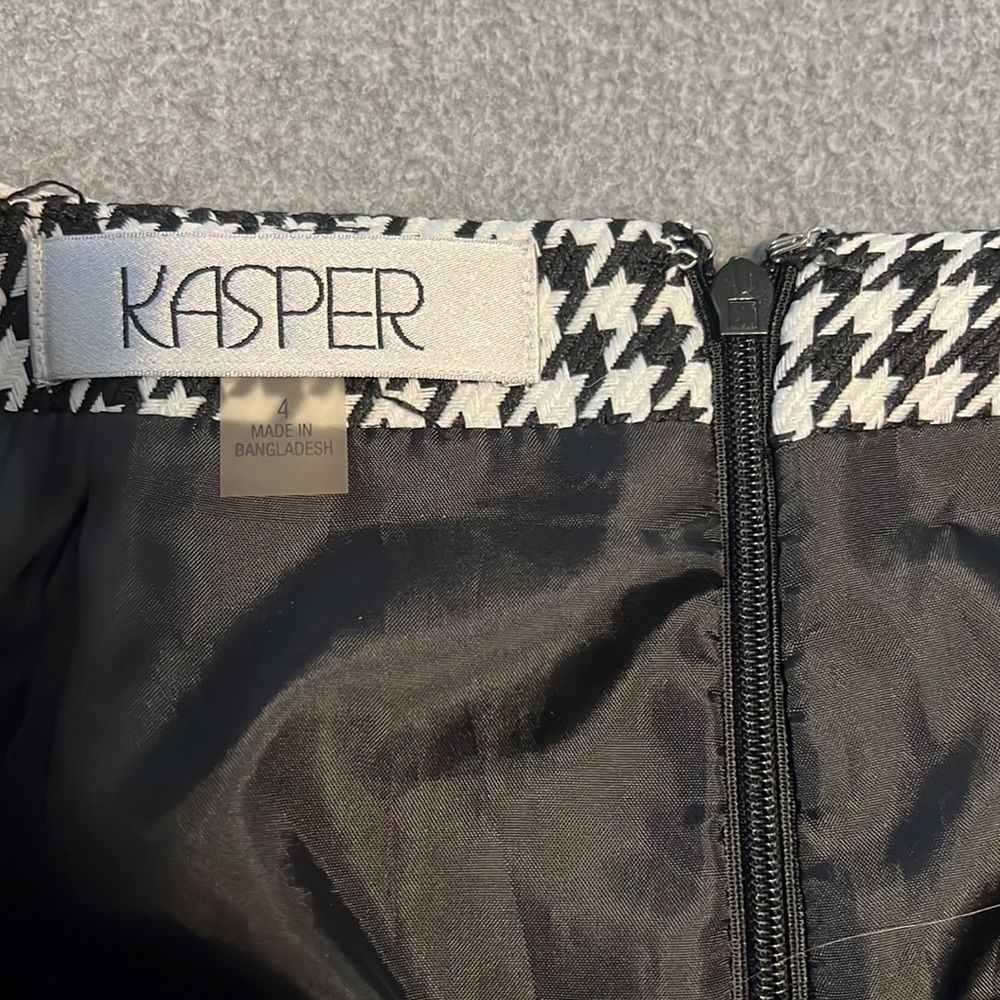Kasper Women’s Patterned Pencil Skirt - Picture 3 of 4